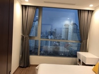 Hiện em đang cần thuê một chị giúp việc chăm bé và phụ công việc nhà Hiện em đang cần thuê một chị giúp việc chăm bé và phụ công việc nhà