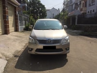 Cần bán xe Innova V 2013 số tự động màu nâu vàng, xe nhà đi đẹp Cần bán xe Innova V 2013 số tự động màu nâu vàng, xe nhà đi đẹp