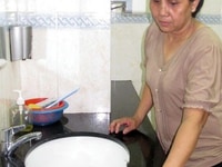 Cần 2 nữ giúp việc nhà tạ tp hcm.siêng năng ,thật thà Cần 2 nữ giúp việc nhà tạ tp hcm.siêng năng ,thật thà