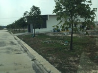 Tôi cần sang lại 300m2 thổ cư, sát QL13,mặt tiền đường nhựa 25m,bao sổ Tôi cần sang lại 300m2 thổ cư, sát QL13,mặt tiền đường nhựa 25m,bao sổ