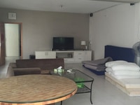 Villa 2 lầu,sân vườn 80m2,3PN,P.Thảo Điền,Quận 2 Villa 2 lầu,sân vườn 80m2,3PN,P.Thảo Điền,Quận 2