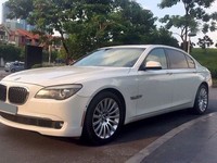 Bán xe BMW 750 Li at màu trắng 2009 đk 2010 nội thất kem zin nguyên. Bán xe BMW 750 Li at màu trắng 2009 đk 2010 nội thất kem zin nguyên.