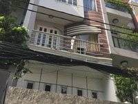 Nhà HXH đường 3 tháng 2, diện tích 150m2, trệt 2 lầu, giá rẻ nhất thị Nhà HXH đường 3 tháng 2, diện tích 150m2, trệt 2 lầu, giá rẻ nhất thị