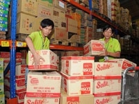 Tuyển 100 Nam Xếp Hàng 600k/Ngày - 50 Tài Xế - 50 Lơ Xe Tuyển 100 Nam Xếp Hàng 600k/Ngày - 50 Tài Xế - 50 Lơ Xe