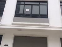 Cho thuê nhà mặt phố 88 Nguyễn Hoàng 80m2,5 tầng mặt tiền 5m Cho thuê nhà mặt phố 88 Nguyễn Hoàng 80m2,5 tầng mặt tiền 5m