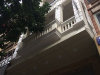 Cần bán gấp nhà mặt phố Trần Quang Diệu-Hoàng Cầu. Giá 25ty Cần bán gấp nhà mặt phố Trần Quang Diệu-Hoàng Cầu. Giá 25ty