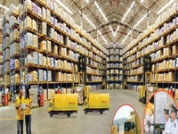 Tuyển gấp nam phụ xe giao hàng năm 2018 Tuyển gấp nam phụ xe giao hàng năm 2018
