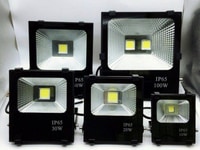 Đèn pha led IP65- 50w-250k ( trắng-vàng) Đèn pha led IP65- 50w-250k ( trắng-vàng)
