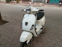 Piaggio Vespa ie 3V chính chủ màu trắng 2015 Piaggio Vespa ie 3V chính chủ màu trắng 2015