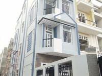 Nhà góc 2 mặt tiền 1T 3L + ST + sân xe hơi ngay KDC Hưng Phú lộ 16m Nhà góc 2 mặt tiền 1T 3L + ST + sân xe hơi ngay KDC Hưng Phú lộ 16m