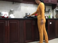 Cần tuyển giúp việc nhà dọn dẹp nấu cơm Cần tuyển giúp việc nhà dọn dẹp nấu cơm