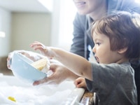 Cần tuyển gấp cô giúp việc chăm trẻ 3 tháng ở cầu giấy lương 6 triệu Cần tuyển gấp cô giúp việc chăm trẻ 3 tháng ở cầu giấy lương 6 triệu