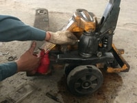 Sửa xe nâng tay tận nơi- dịch vụ nhanh chóng Sửa xe nâng tay tận nơi- dịch vụ nhanh chóng