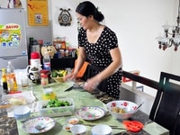 Cần tuyển gấp chị giúp việc nhà lương 6tr nhà chung cư cầu giấy Cần tuyển gấp chị giúp việc nhà lương 6tr nhà chung cư cầu giấy