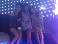Karaoke Vip Tuyển Nhân Viên Nữ Phục Vụ Karaoke Vip Tuyển Nhân Viên Nữ Phục Vụ