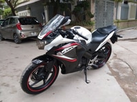 Bán xe Honda CBR 150R màu trắng đen nguyên bản 2016 Bán xe Honda CBR 150R màu trắng đen nguyên bản 2016