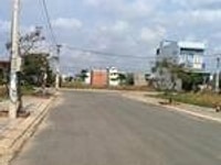 Gia đình cần bán gấp 10 nền đất đối diện hồ sinh thái Gia đình cần bán gấp 10 nền đất đối diện hồ sinh thái