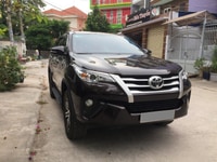 Bán xe Toyota Fortuner máy dầu 2017 màu nâu nhập Indonesia rất mới. Bán xe Toyota Fortuner máy dầu 2017 màu nâu nhập Indonesia rất mới.