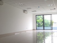 Cho thuê văn phòng 45m2, giá 8,5tr/th mặt phố Lý Nam Đế Cho thuê văn phòng 45m2, giá 8,5tr/th mặt phố Lý Nam Đế