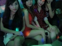 Karaoke Hương Tràm tuyển phục vụ Karaoke Karaoke Hương Tràm tuyển phục vụ Karaoke