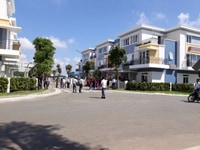 Nhà vị trí thuận lợi nằm ngay mặt tiền đường 990 giáp Nguyễn Duy Trinh Nhà vị trí thuận lợi nằm ngay mặt tiền đường 990 giáp Nguyễn Duy Trinh