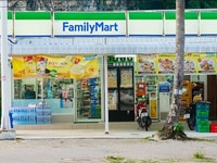 FamilyMart cần thuê mặt bằng ngang trên 6m FamilyMart cần thuê mặt bằng ngang trên 6m