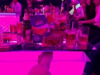 Karaoke Quận 1 tuyển phục vụ thu nhập cao Karaoke Quận 1 tuyển phục vụ thu nhập cao