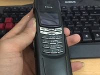 Điện thoại Nokia 8910i (màn hình màu) chính hãng nguyên zin. Điện thoại Nokia 8910i (màn hình màu) chính hãng nguyên zin.