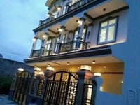 Nhà XD mới, SHR, DT: 5,4 x 14m,SD: 250m2,1 Trệt 3 lầu,Gara, Sân thượng Nhà XD mới, SHR, DT: 5,4 x 14m,SD: 250m2,1 Trệt 3 lầu,Gara, Sân thượng