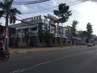 Cho thuê mặt bằng mặt tiền đường nguyễn văn cừ, ngang 10m Cho thuê mặt bằng mặt tiền đường nguyễn văn cừ, ngang 10m