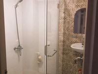 Cho thuê nguyên căn hẻm 5m đường Trần Quốc Thảo, Quận 3 Cho thuê nguyên căn hẻm 5m đường Trần Quốc Thảo, Quận 3