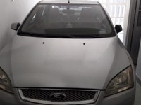 Chính chủ bán xe Ford Focus số sàn 2007 Chính chủ bán xe Ford Focus số sàn 2007