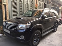 Cần bán Xe Fortuner dầu 2016 ĐK 2017 màu đen xe đi giữ rất kỹ Cần bán Xe Fortuner dầu 2016 ĐK 2017 màu đen xe đi giữ rất kỹ