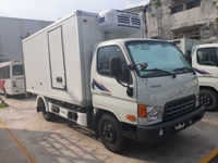 Bán xe Hyundai HD650 đông lạnh 2017 màu trắng Bán xe Hyundai HD650 đông lạnh 2017 màu trắng