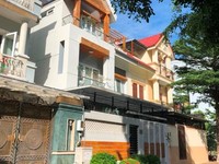Biệt Thự hẻm xe tải hẻm thông 6*21m 3 lầu 6PN 7WC có Gara Biệt Thự hẻm xe tải hẻm thông 6*21m 3 lầu 6PN 7WC có Gara