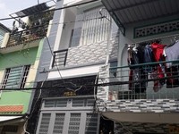 Cần bán nhà MT đường 35B, KDC Bình Phú, Q.6, DT 3x7m, giá 3,2 tỷ. Cần bán nhà MT đường 35B, KDC Bình Phú, Q.6, DT 3x7m, giá 3,2 tỷ.