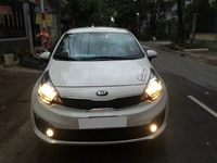 Nhà cần bán Kia Rio , sx 2017, số sàn, màu trắng đẹp lắm luôn. Nhà cần bán Kia Rio , sx 2017, số sàn, màu trắng đẹp lắm luôn.
