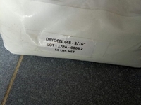 Bán hạt hút ẩm Activated Alumina( nhôm hoạt tính) dùng cho máy sấy khí Bán hạt hút ẩm Activated Alumina( nhôm hoạt tính) dùng cho máy sấy khí