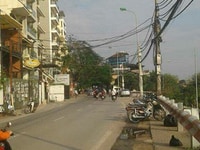 Cho thuê khách sạn Xuân Diệu, view hồ: 180m, 8 tầng, MT 6m Cho thuê khách sạn Xuân Diệu, view hồ: 180m, 8 tầng, MT 6m