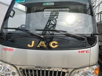 Bán xe tải Jac 2400kg - 2T4 đóng thùng mui bạt, kín, cánh dơi, chở kín Bán xe tải Jac 2400kg - 2T4 đóng thùng mui bạt, kín, cánh dơi, chở kín