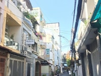 Bán nhà giá rẻ quận 11, đường Lạc Long Quân, dtich : 6.3x15m, 2MT, Bán nhà giá rẻ quận 11, đường Lạc Long Quân, dtich : 6.3x15m, 2MT,