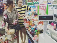 Tuyển nam/nữ phụ bán hàng tại quầy Tuyển nam/nữ phụ bán hàng tại quầy