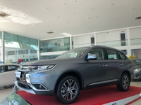 Nhanh tay sở hữu Mitsubishi Outlander chỉ với 260 triệu, lãi suất tốt Nhanh tay sở hữu Mitsubishi Outlander chỉ với 260 triệu, lãi suất tốt