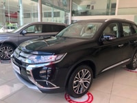 Mitsubishi Outlander chỉ 807 triệu, 7 chỗ, tiêu hao 7L/100km Mitsubishi Outlander chỉ 807 triệu, 7 chỗ, tiêu hao 7L/100km