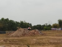 Cần số tiền lớn nên bán gấp lô đất ngay khu dân cư sầm uất Cần số tiền lớn nên bán gấp lô đất ngay khu dân cư sầm uất