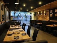 Sang nhượng nhà hàng Phố Nguyễn Văn Lộc. 90m2 x 3,5 tầng. Giá 34tr/th Sang nhượng nhà hàng Phố Nguyễn Văn Lộc. 90m2 x 3,5 tầng. Giá 34tr/th
