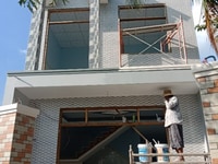 Nhà mới xây không khí mát mẻ nhà có sân trước sân sâu Nhà mới xây không khí mát mẻ nhà có sân trước sân sâu