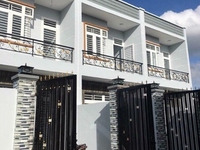 Nhà mới 100%, SHR 1 trệt, 1 lầu, 4PN, 2 tolet, không gian trong lành. Nhà mới 100%, SHR 1 trệt, 1 lầu, 4PN, 2 tolet, không gian trong lành.