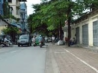 Chuyển công tác cần bán gấp nhà 34 m x 5 tầng trong ngõ phố Trần Bình Chuyển công tác cần bán gấp nhà 34 m x 5 tầng trong ngõ phố Trần Bình