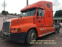Xe đầu kéo Freightliner century 2004,xe đầu kéo mỹ century 2007 cũ Xe đầu kéo Freightliner century 2004,xe đầu kéo mỹ century 2007 cũ